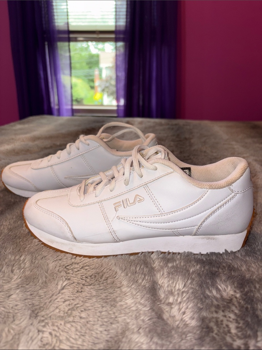 FILA Women’s White Leather Low-Profile Sneakers